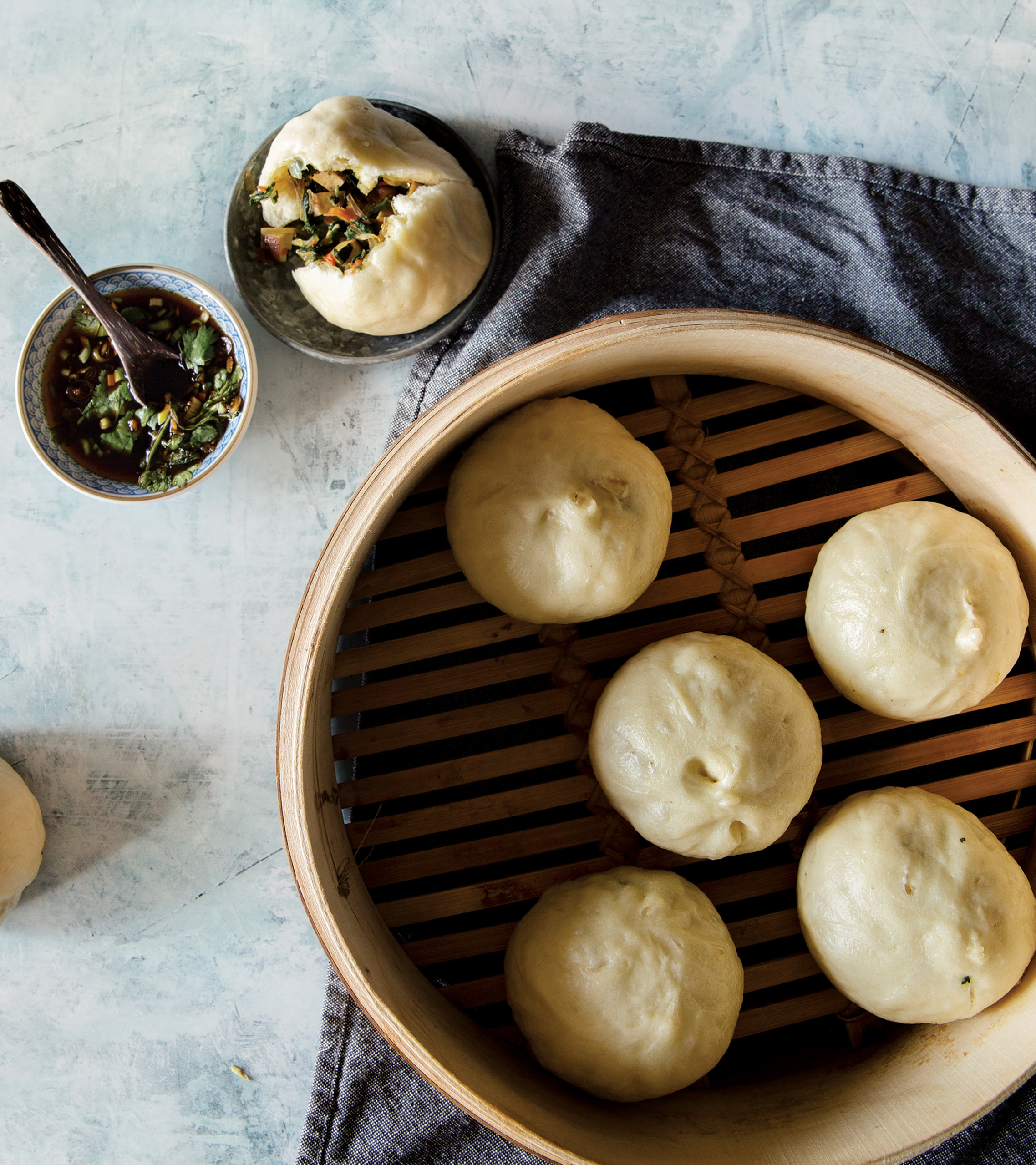 Steamed Vegetable Baozi