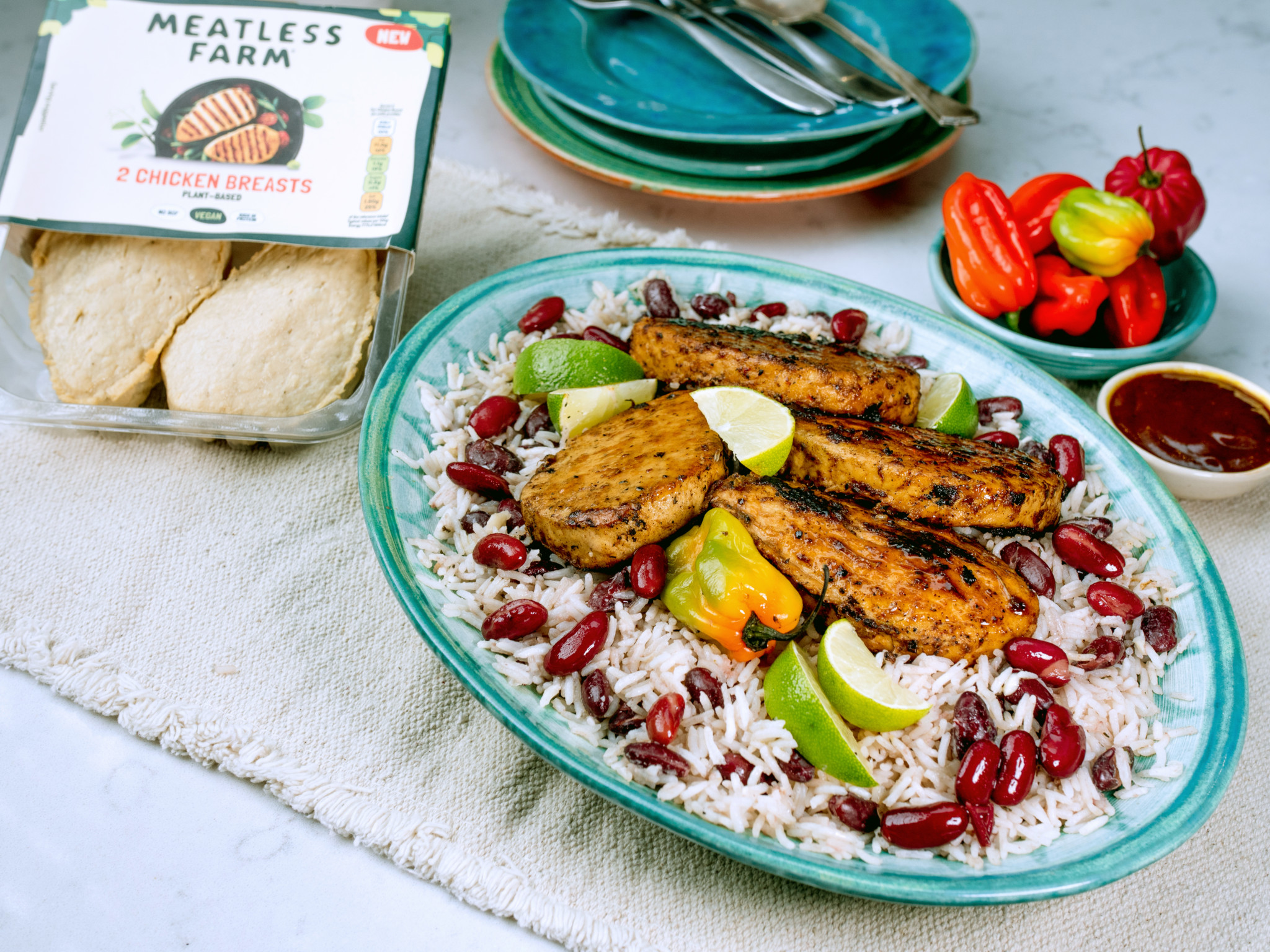 MEATLESS FARM PARTNERS WITH LEVI ROOTS TO LAUNCH THE UK’S FIRST MEAT