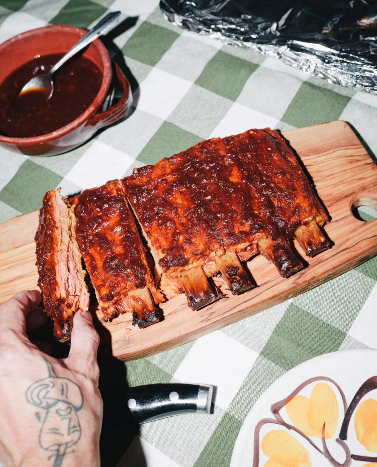 Juicy Marbles launches “Baby Ribs” featuring realistic, succulent vegan bone